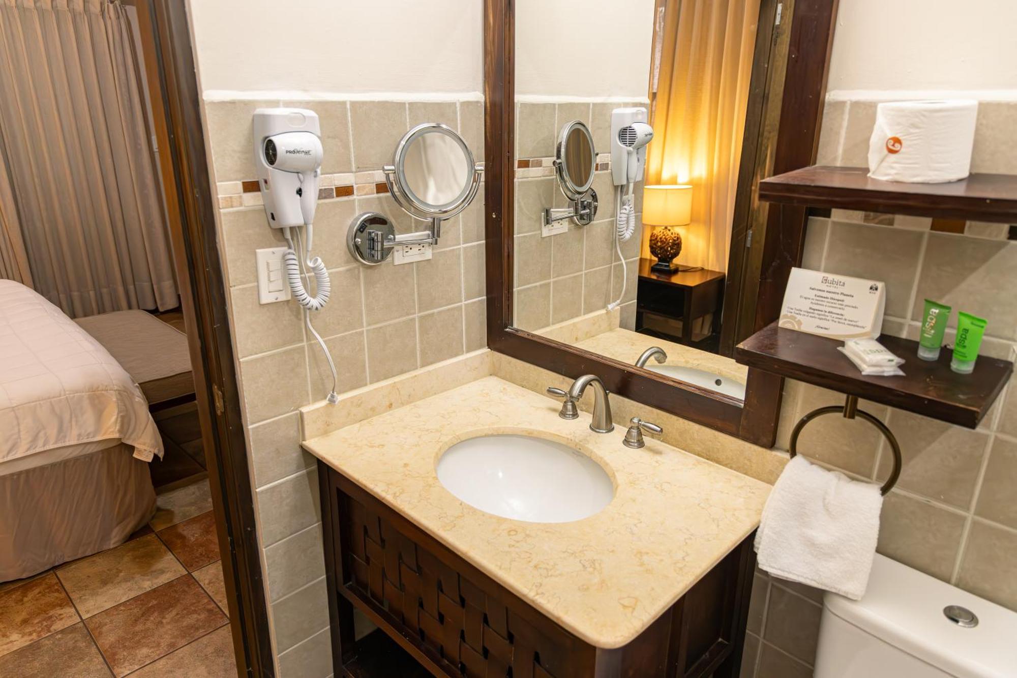 צ'יטרה Hotel Cubita Boutique Resort & Spa מראה חיצוני תמונה